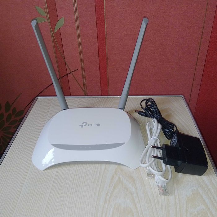 Wi-Fi роутер TP-link, посилювач інтернет сигналу.