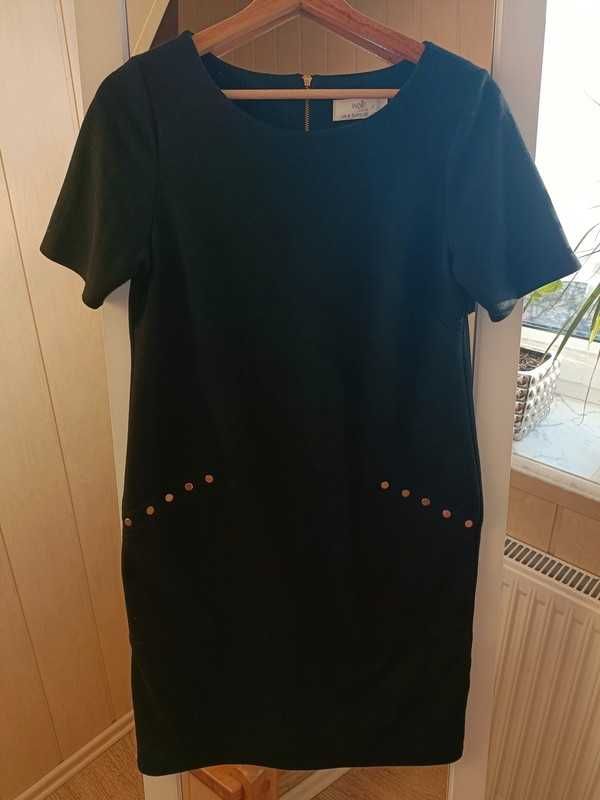 Mała czarna elegancka sukienka 36/S Wallis