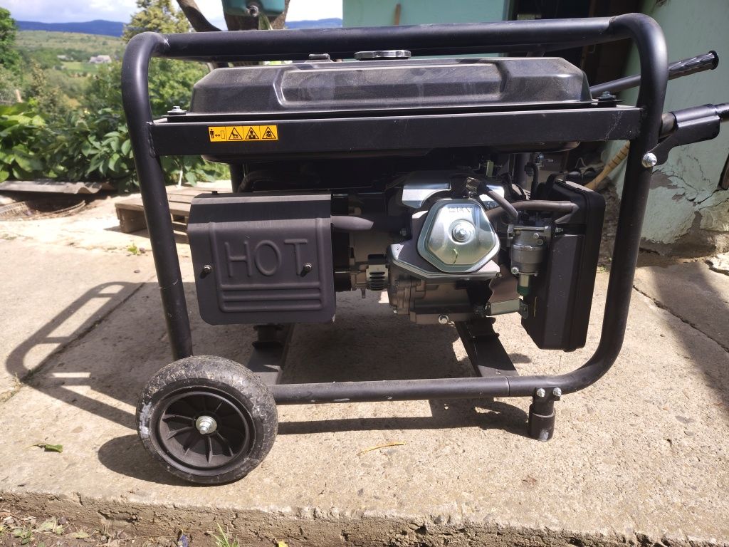 Генератор бензиновий RATO R6000D