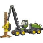 Kombajn zrębowy John Deere 1270G z drzewem