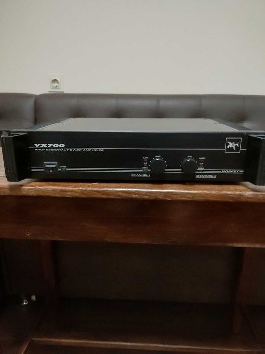 Продам підсилювач VX 700