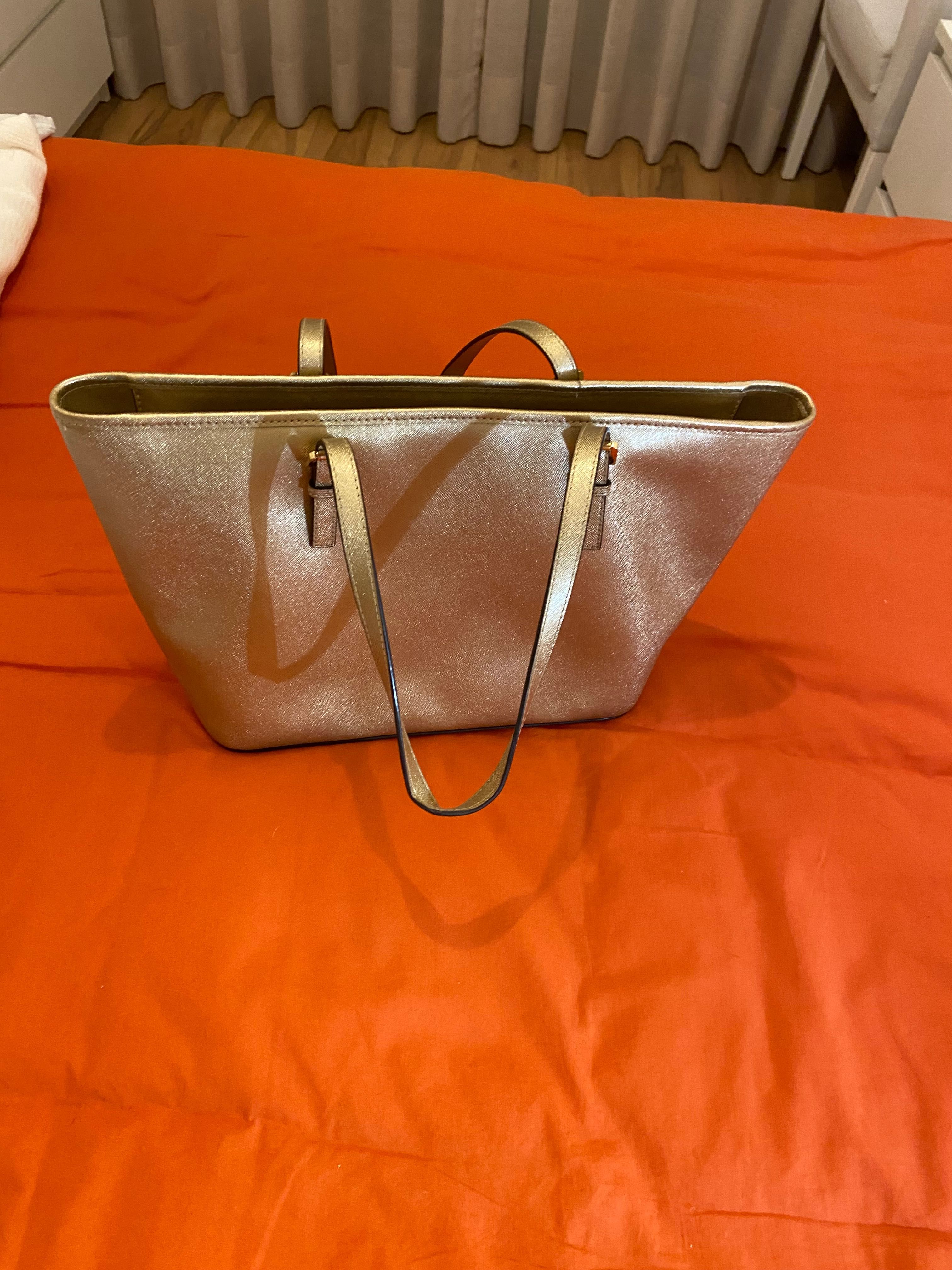 Mala Michael Kors