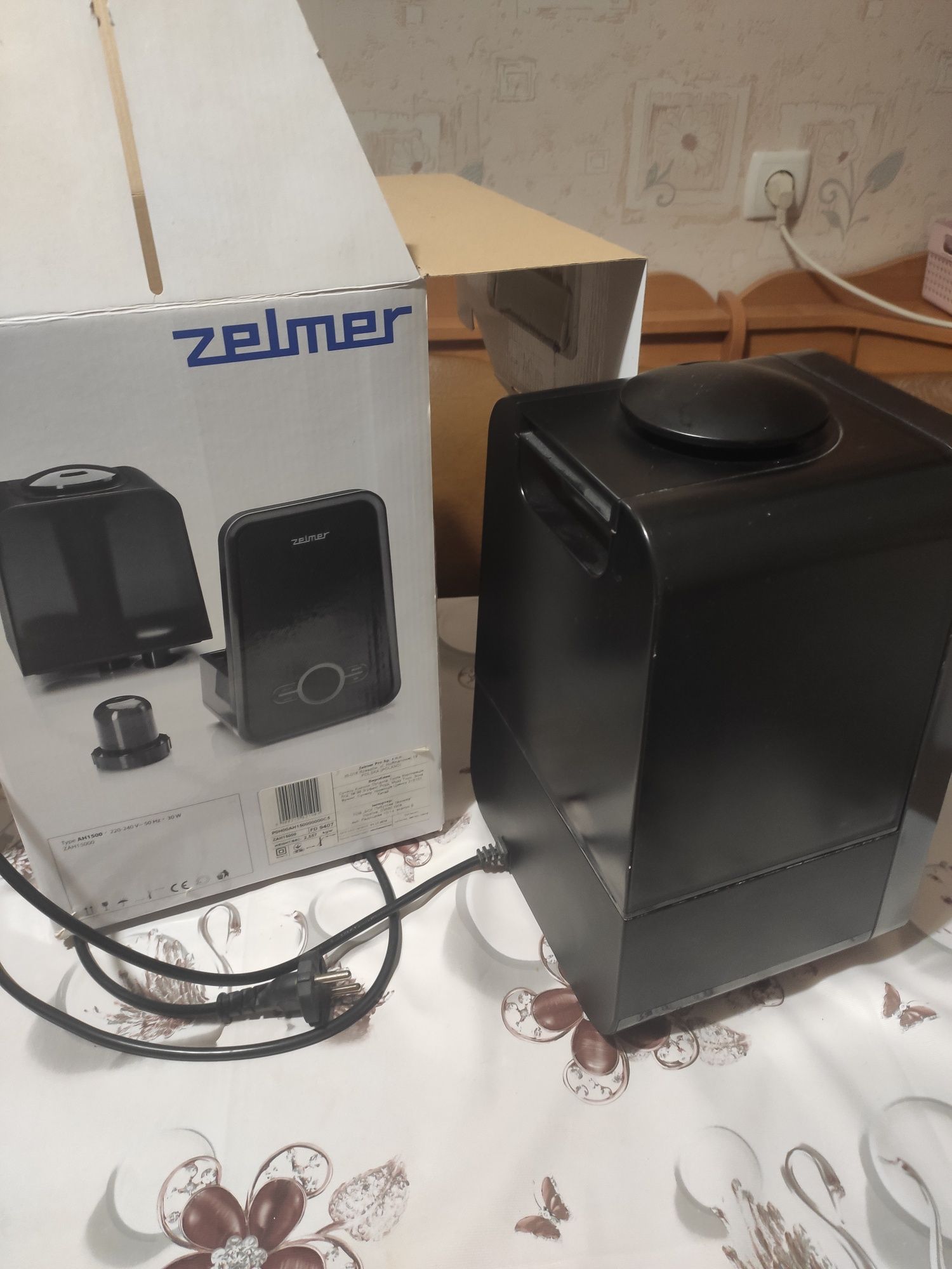 Увлажнитель воздуха ZELMER AH1500