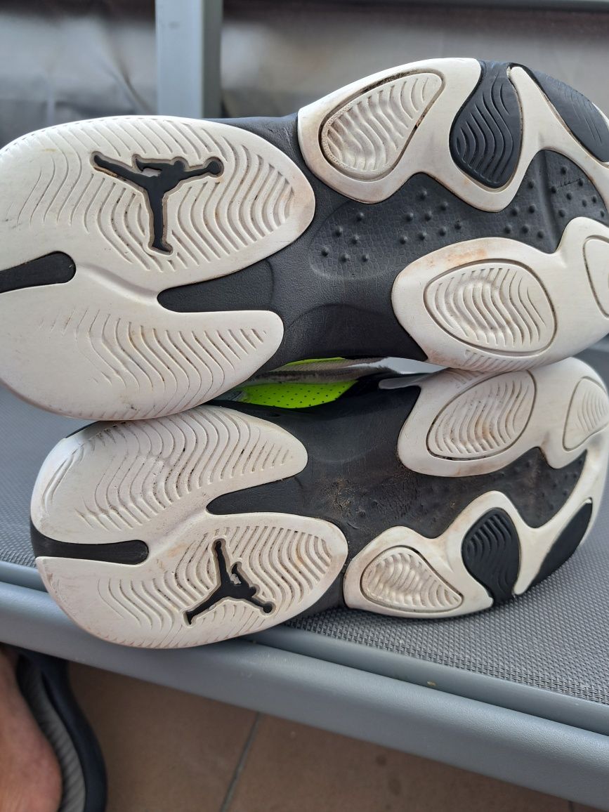 Buty  Jordan r38