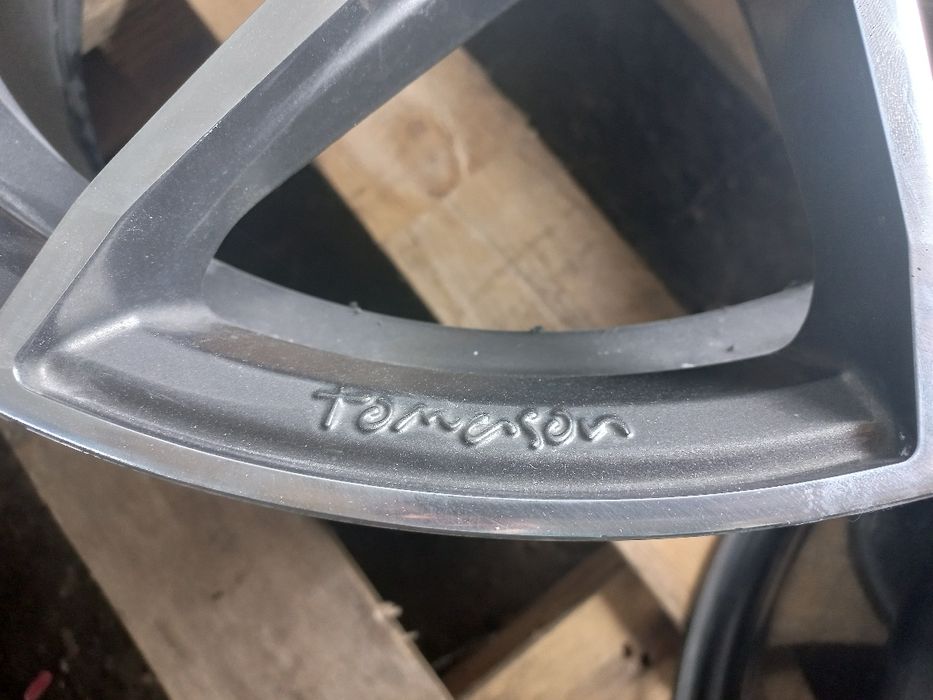 Felgi 4x100  18 FIAT OPEL Corsa RENAULT Honda  Toyota Nissan Mini KIA