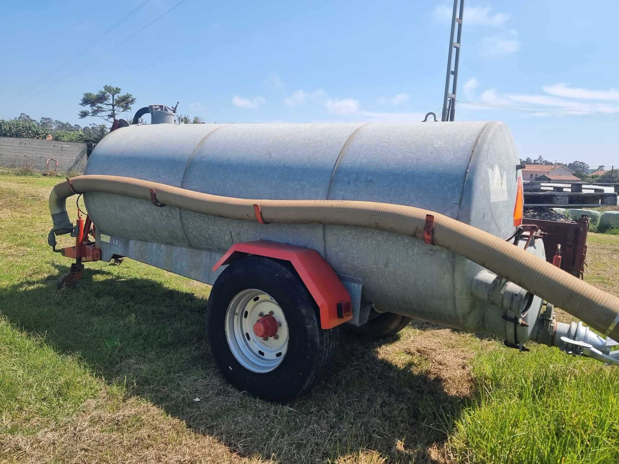 Cisterna agricola 7000 litros - usada