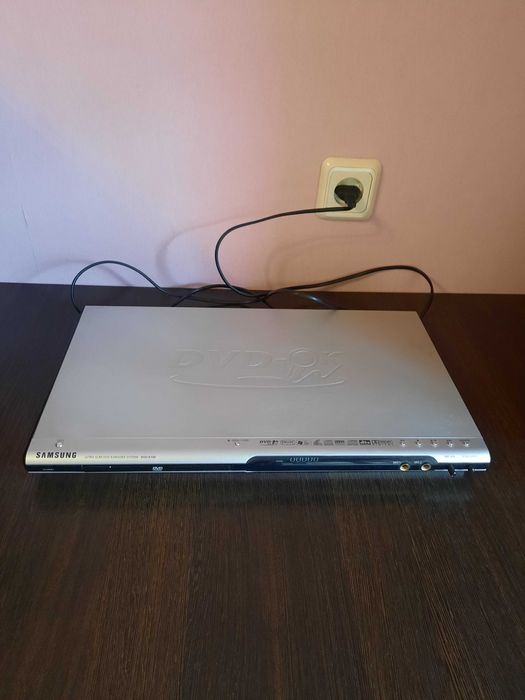 DVD-програвач Samsung DVD-K100 + караоке комплект. НЕДОРОГО!
