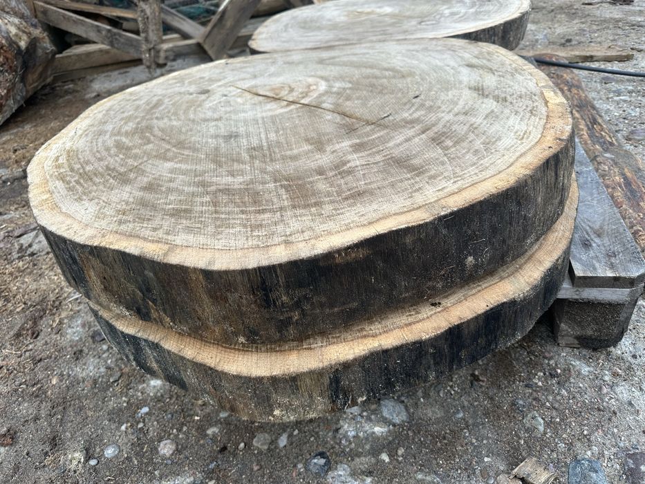 Drewno w plastrach rozne rozmiary