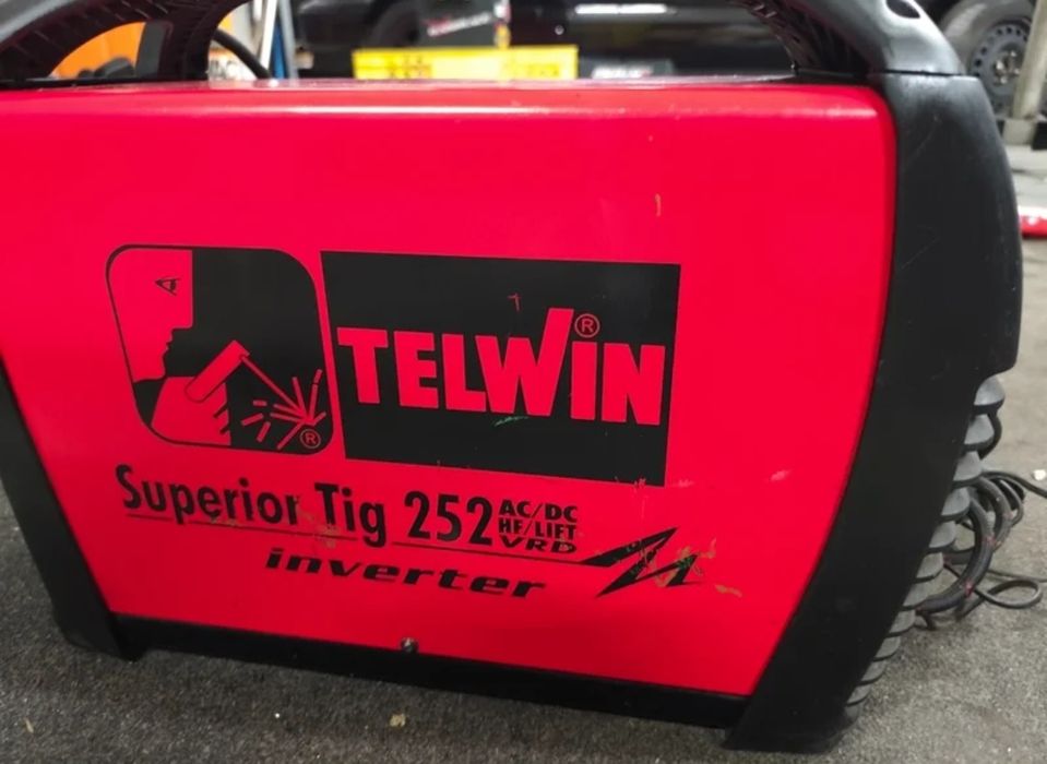 Máquina soldar Telwin Tig 525 inverter AC DC
