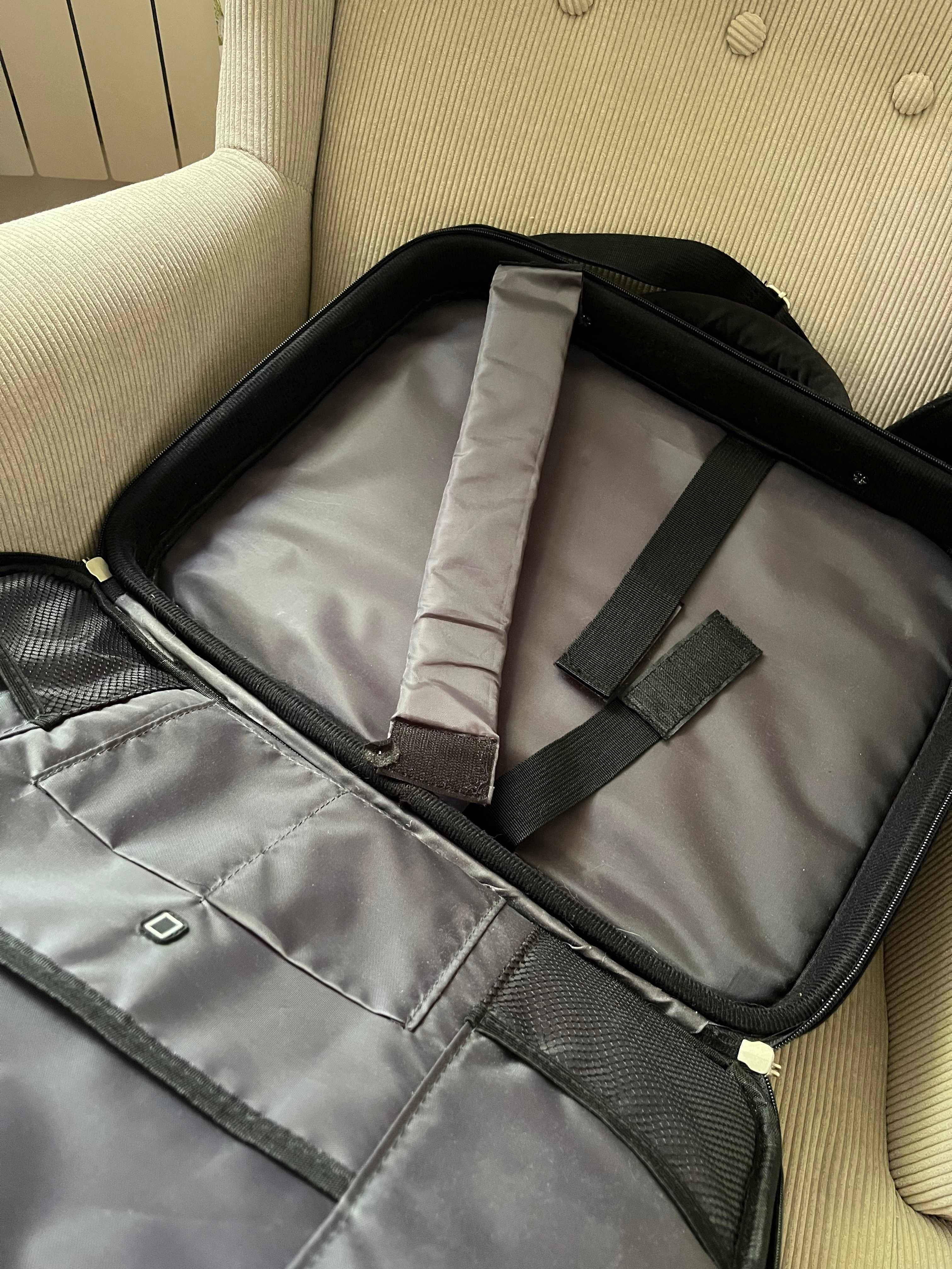 Torba Trust na laptopa 17" pojemna czarna wytrzymała
