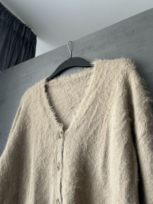 Nowy włochaty sweter kardigan M 38 dekolt V w serek, rozpinany