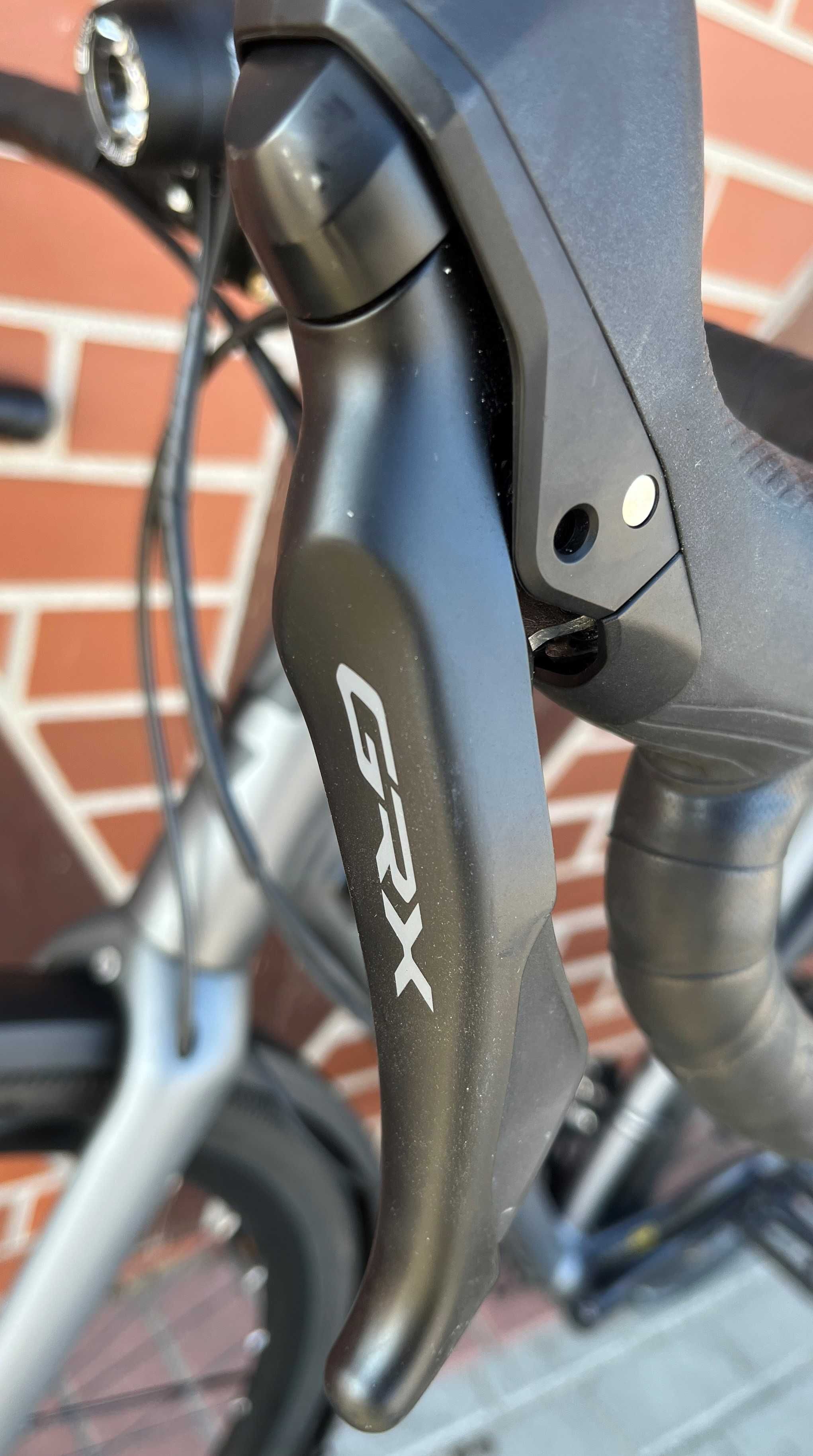 Gravel Cube Nuroad Race Shimano GRX 2x11