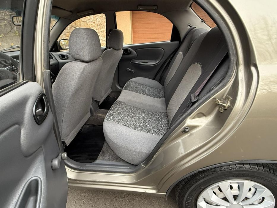 Продам Део Ланос в хоршем состоянии!