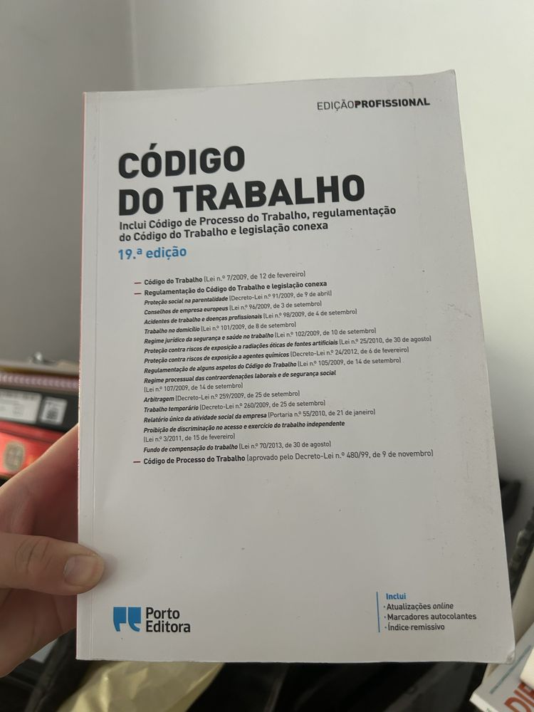 Vendo varios livros de auto ajuda, gestão e direito
