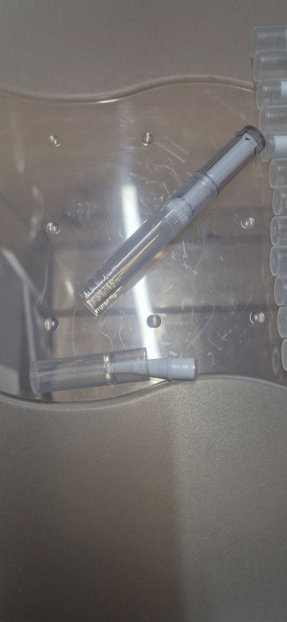 18x Twist Pen z pędzelkiem Pojemnik na kosmetyki Lakier do paznokci