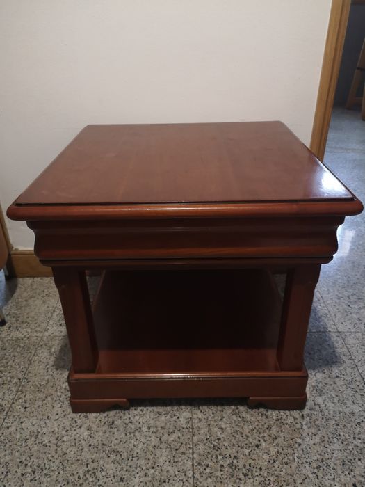 Mesa de apoio em castanho-madeira maciça Estado impecável