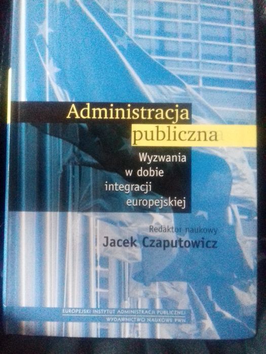 Administracja publiczna J. Czaputowicz