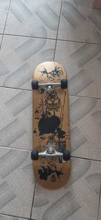 Vendo Skate (praticamente novo)