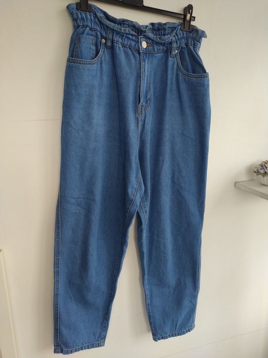 Calças de ganga azul com folhos na cintura - MO Jeans - Tamanho 38/40