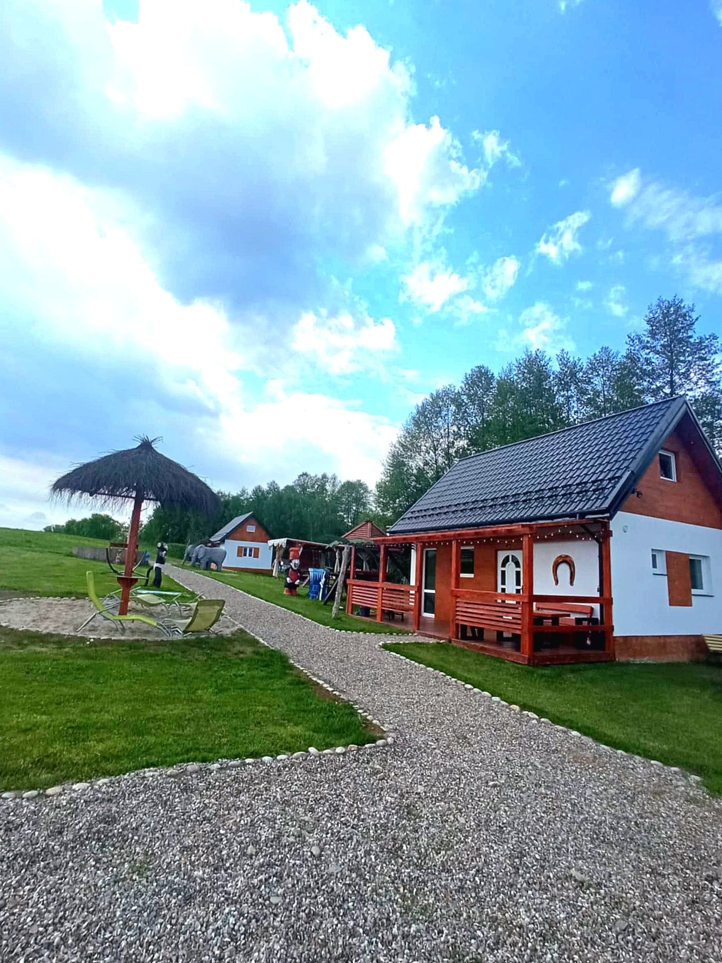 Ognisty Kocioł SPA Basen  Balia , Beczka ,Alpaki Konie Domki , domek