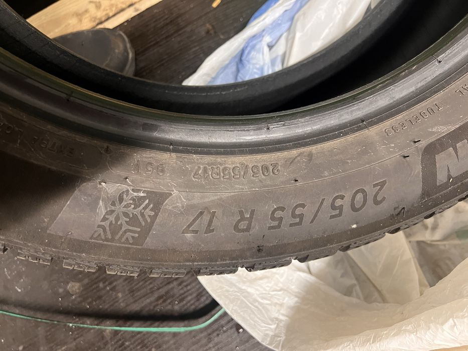 Opony zimowe Michelin 205/55 R17 Alpin 6