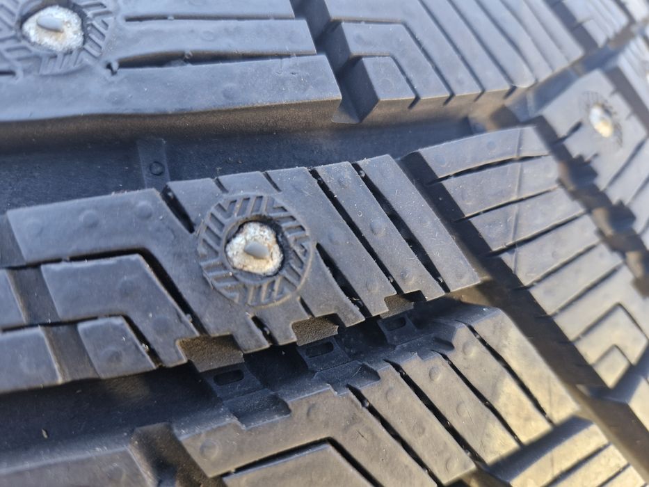 Шини 215/65r17 Goodyear
