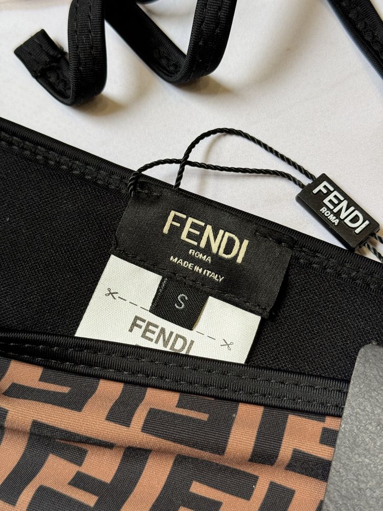 Купальник fendi