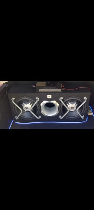 Skrzynia basowa JBL/ subwoofer
