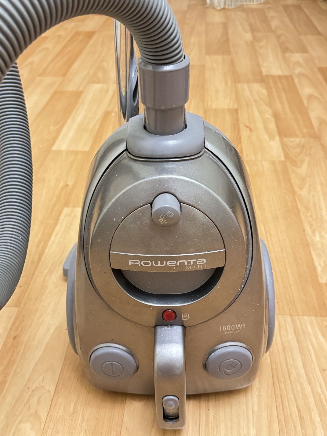 Пилесос Rowenta 1600 w