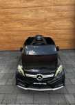 Samochód dzieciecy Mercedes  z radiem i podwojnym fotelem