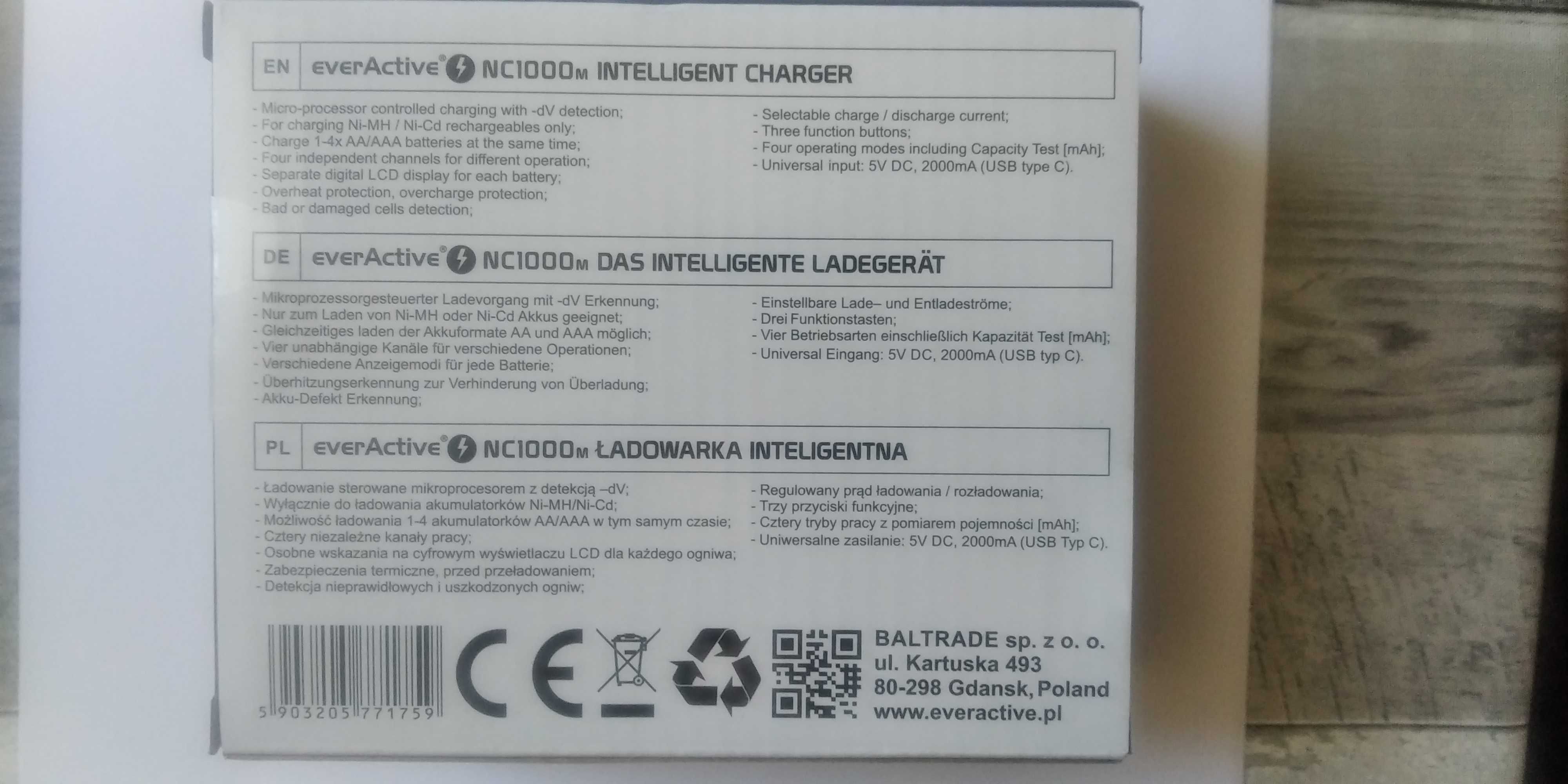 Ładowarka EverActive NC-1000M NiMH/NiCD AA/AAA USB