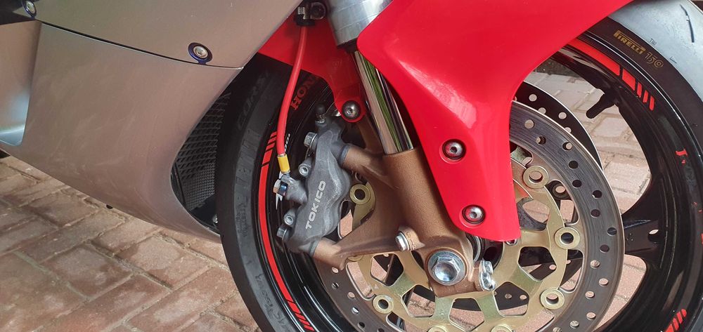 Honda CBR 1000RR sc57