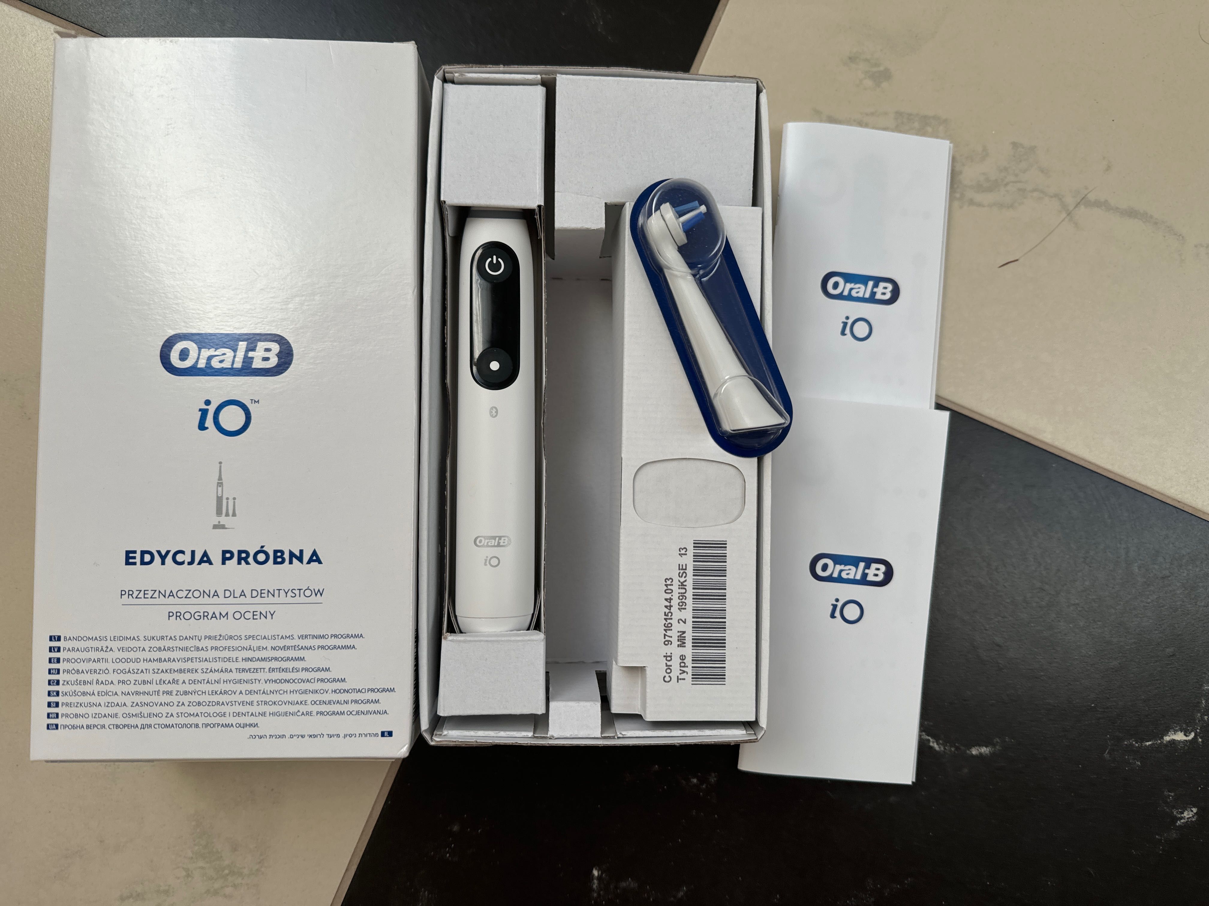 Szczoteczka soniczna Oral B