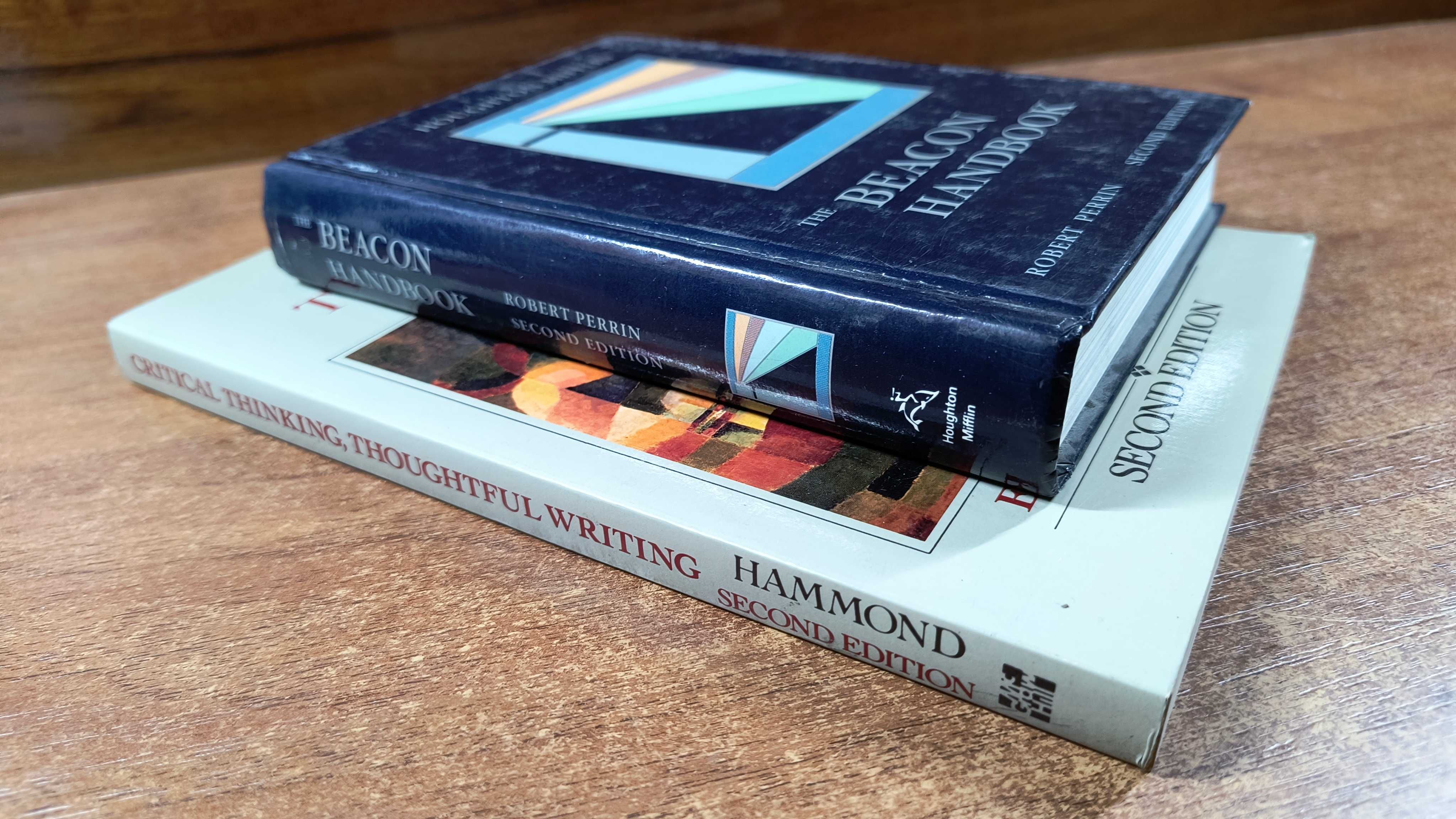 Critical Thinking, Thoughtful Writing + Beacon Handbook На английском