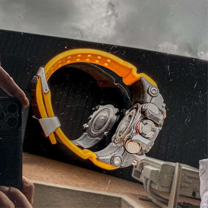 Zegarek Casio G-Shock GWG 1000-1A Zółty Pasek