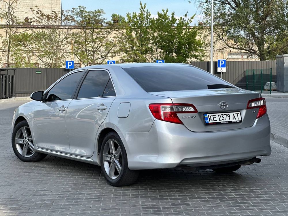 Toyota Camry 2014 газ/бензин