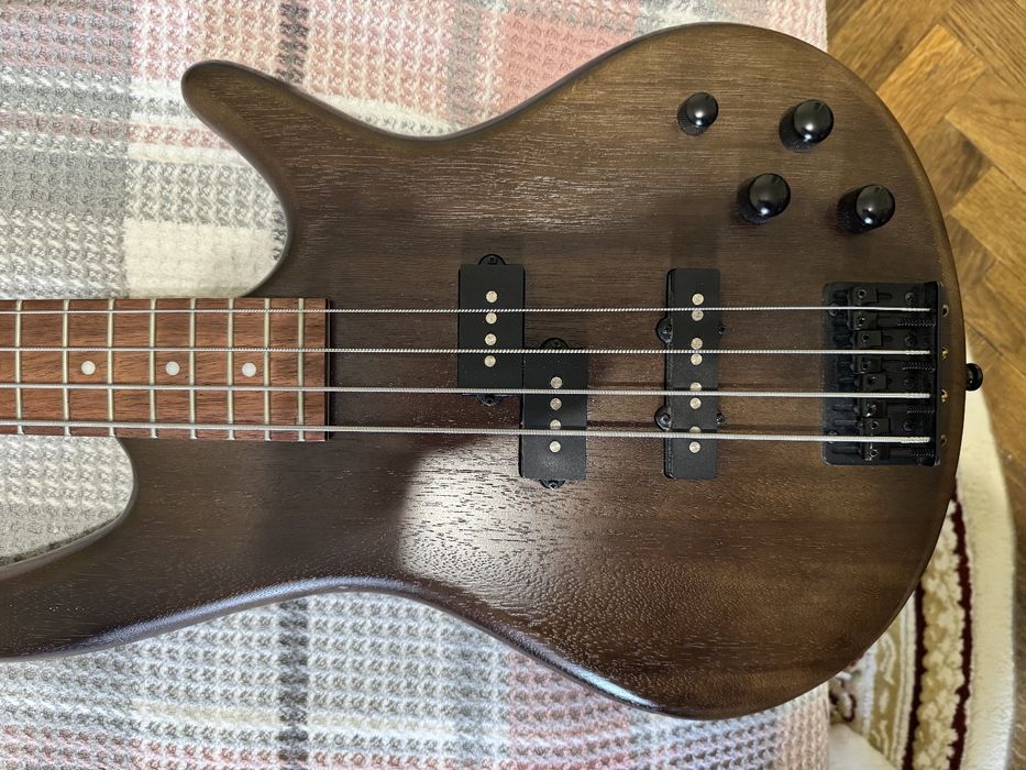 Ibanez GSR 200B (Бас гітара)