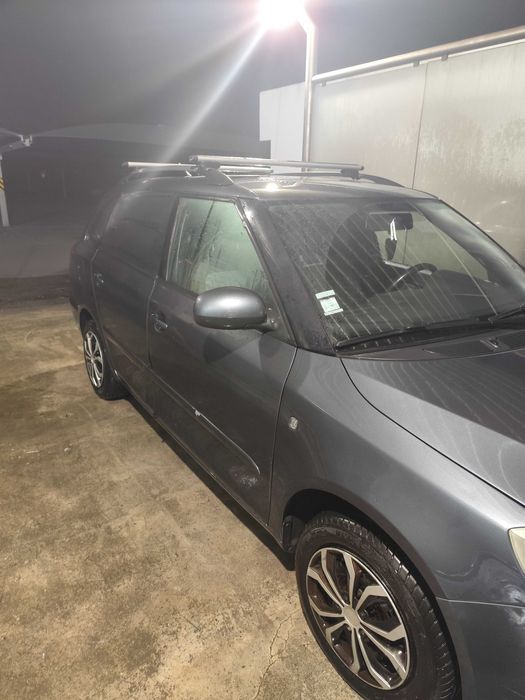 SKODA Fabia 2008 1.2 Gasolina 70cv - 154.000Kms