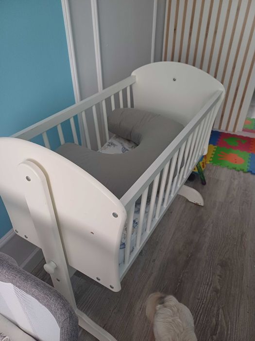 Kołyska i rogal do karmienia