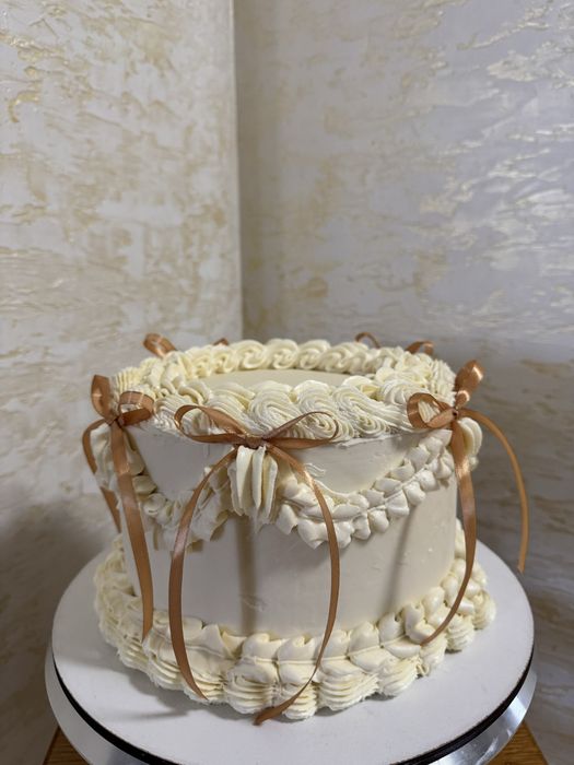 Торти на замовлення