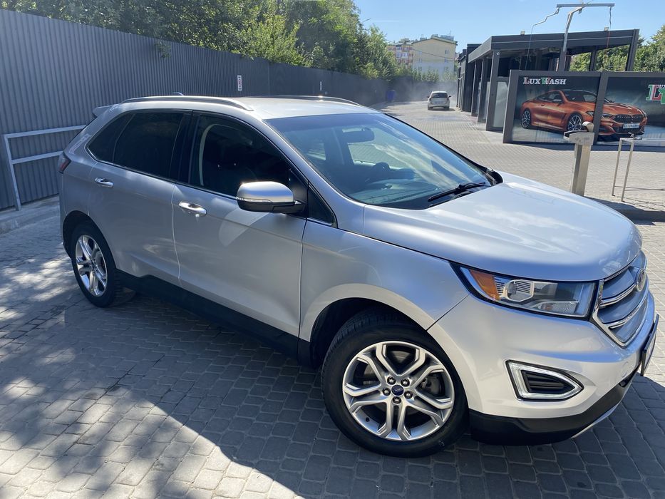 Ford edge TITANIUM