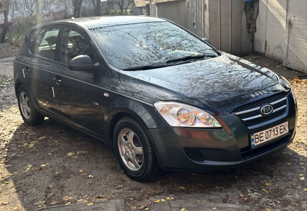Kia Ceed 5d 1.6 Diesel 2008