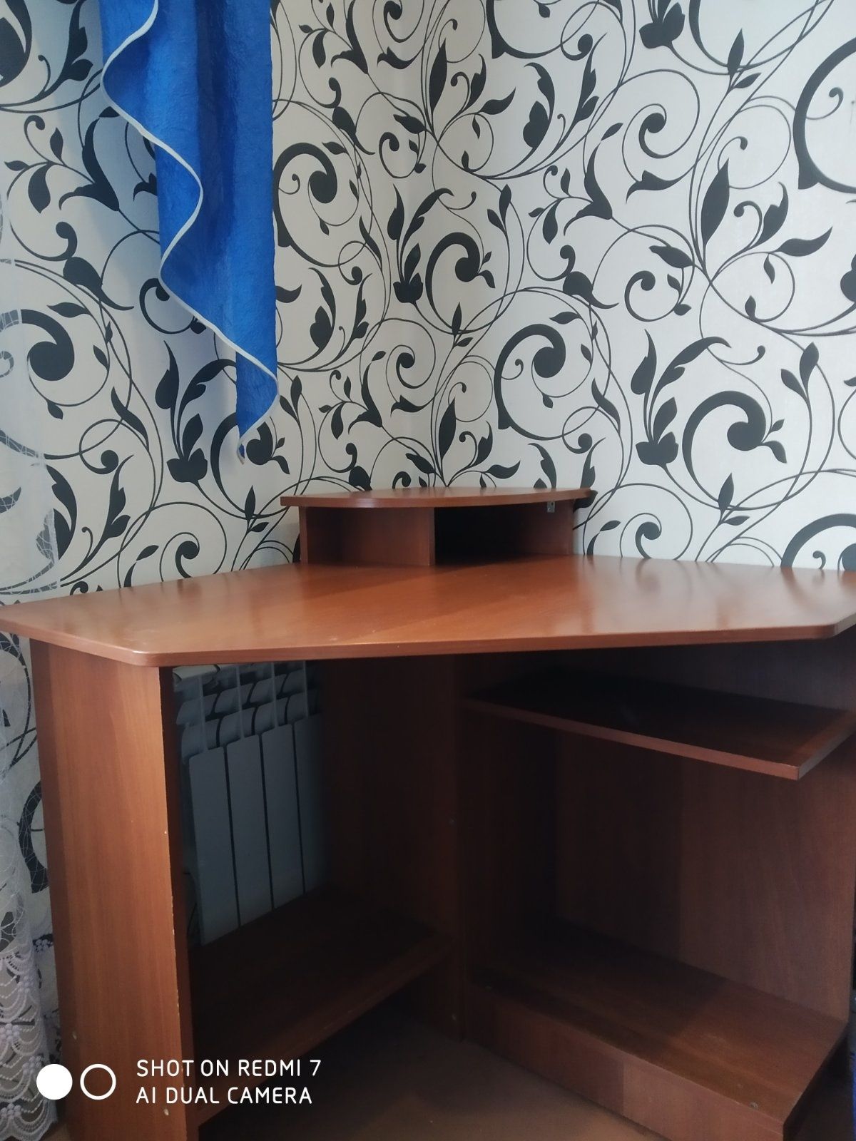 Продам письмовий стіл
