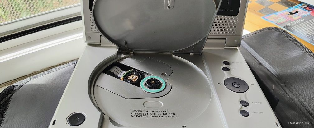 DVD PLAYER видео,аудио переносной,авто