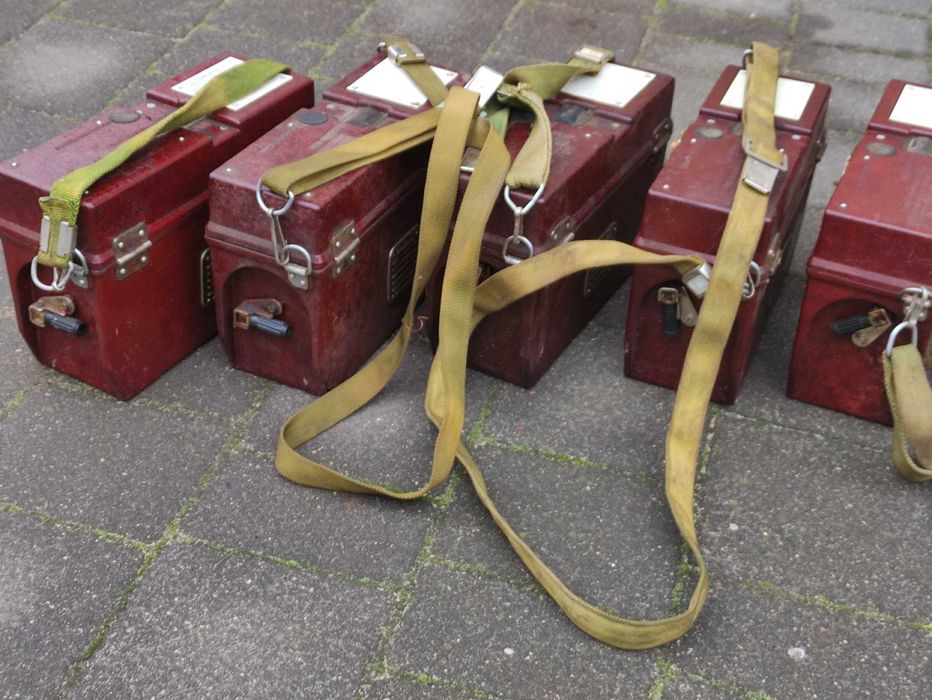 Telefon polowy wojskowy zabytkowy pakiet 5 sztuk RRL CCCP