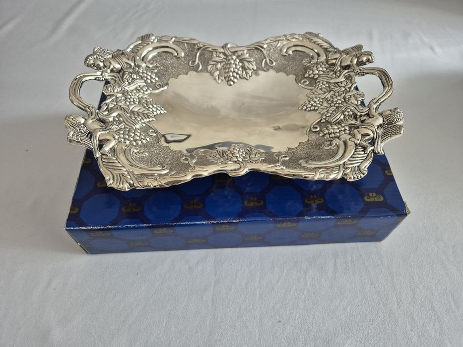 Ozdobna patera posrebrzana Precjoza