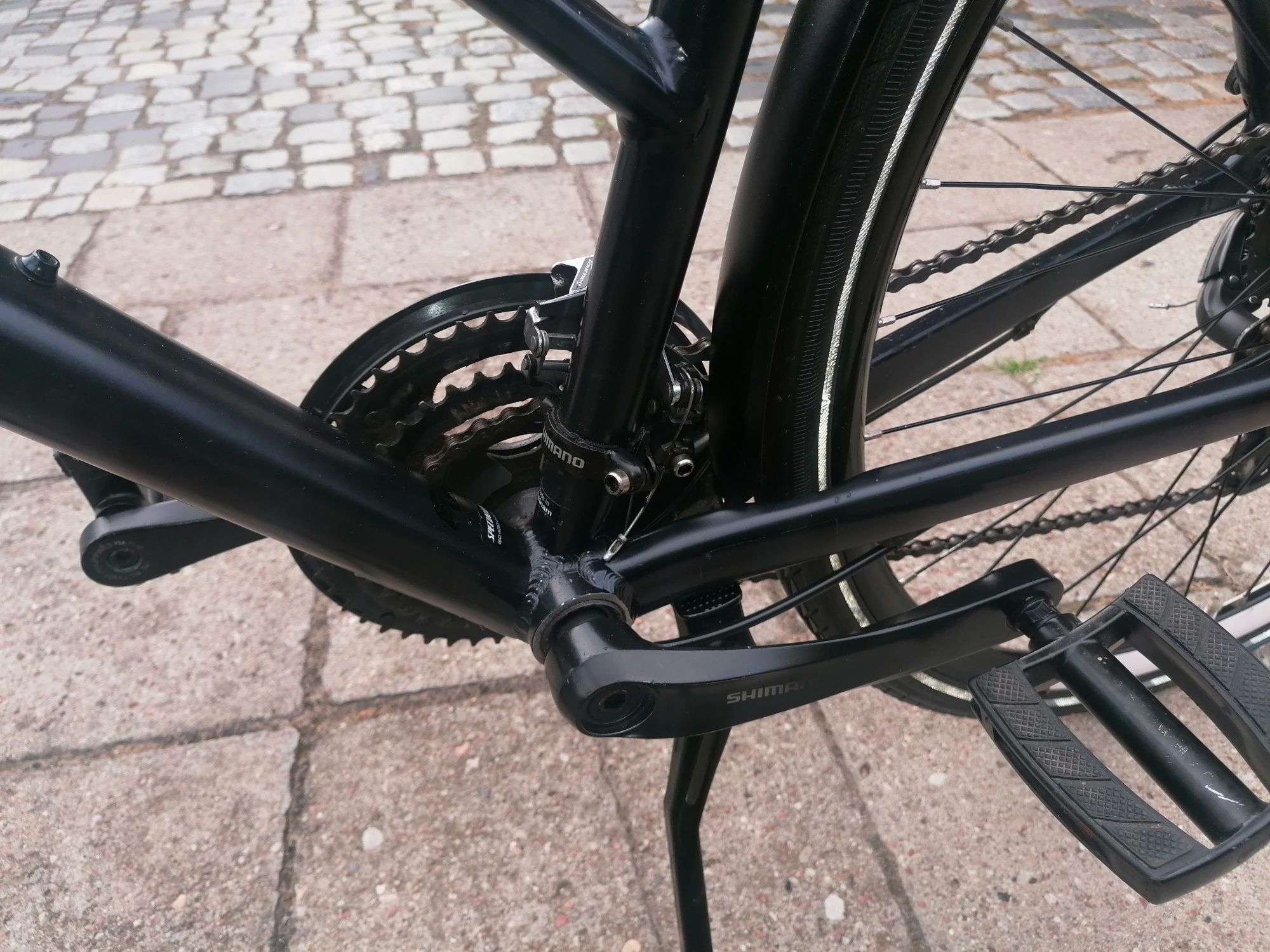 Rower trekkingowy Specialized SIRRUS
