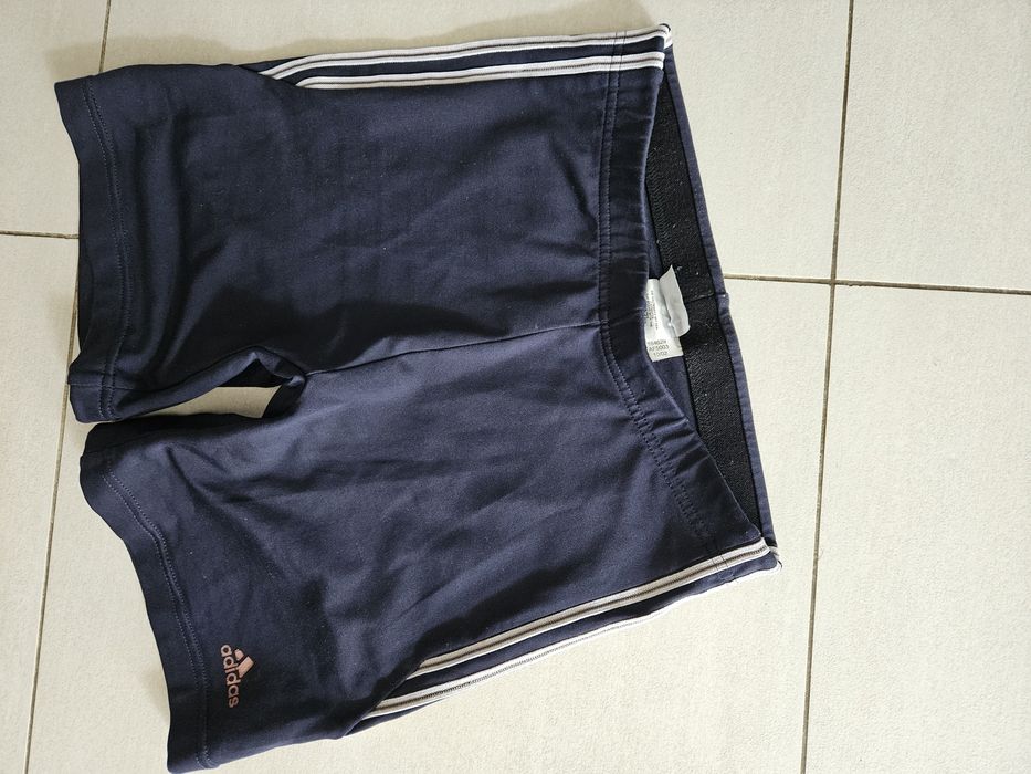 Legginsy krótkie do połowy uda granatowe Adidas r S