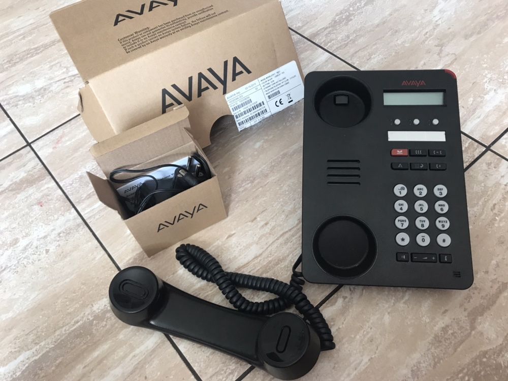 Телефон Avaya
