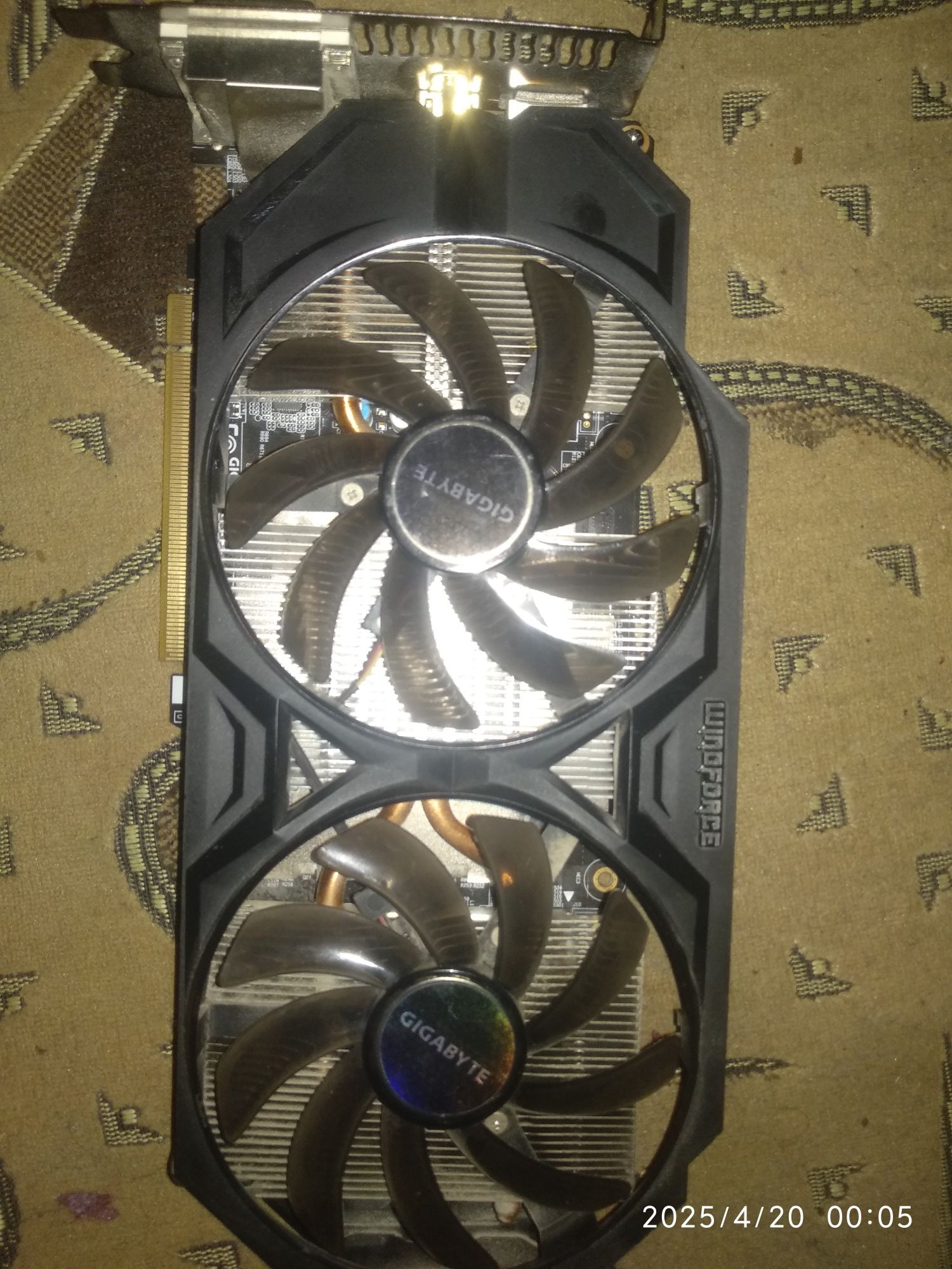 GIGABYTE gtx 760 2gb 256 bit